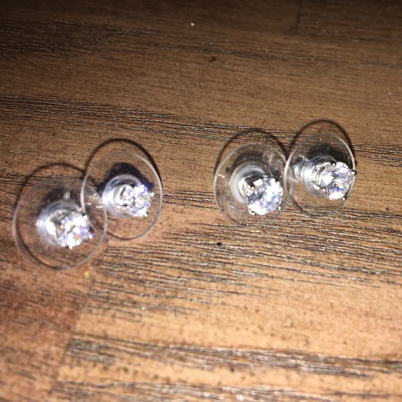 Two sets of CZ silver plated earrings - 4mm, 5mm - Picture 2 of 2
